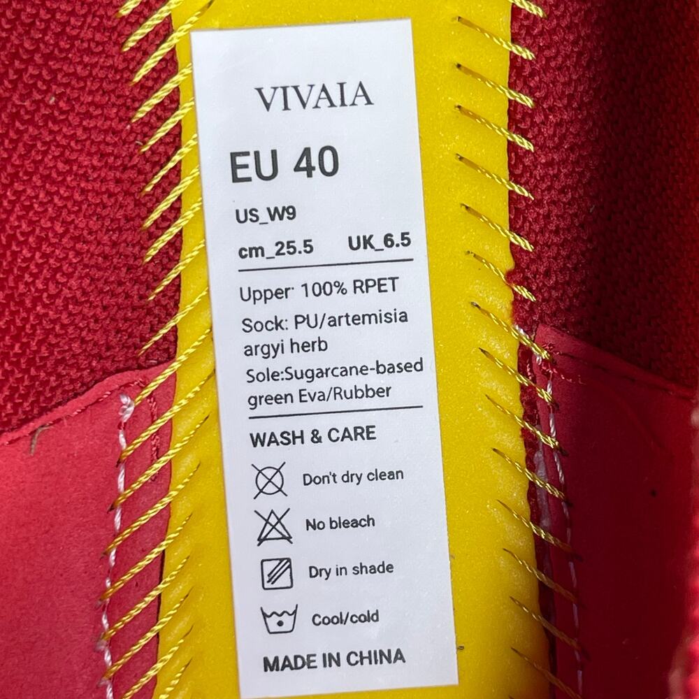 Vivaia Round Toe Walking Flats Claire Walker Size 40 womens US 9 Ruby Red - Picture 3 of 8